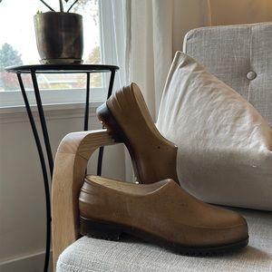 BNWT Plasticana Gardana Hemp Plastic Clog